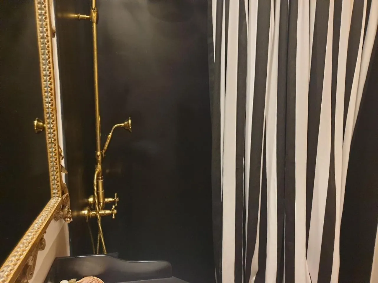 Elegante Suite Poerio Naples