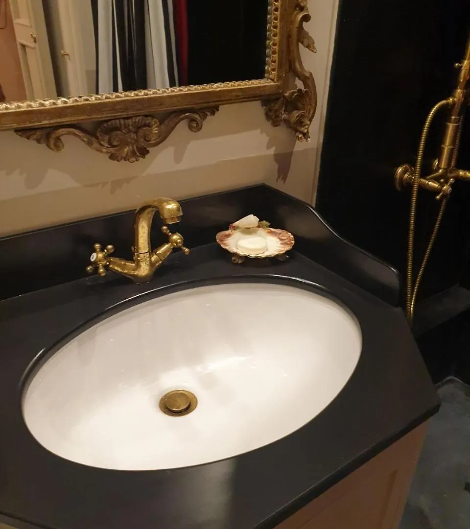 Apartment Elegante Suite Poerio Naples