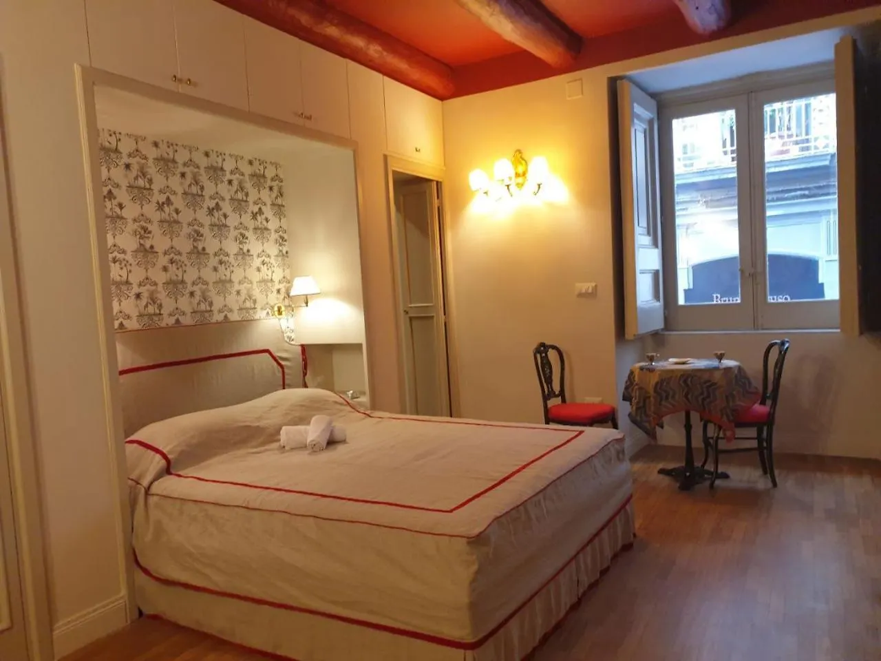 Elegante Suite Poerio Неаполь